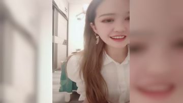 颜值网红脸女神露脸琅琊榜自慰，手上戴套拳交，大黑牛自慰第02集