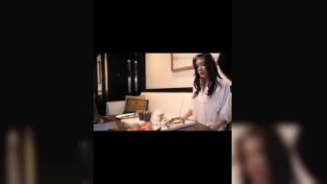 白富美极品性感美少妇寂寞难耐洗澡时被司机偷看后竟直接把他叫进来吃鸡巴啪啪趴在露天窗户上一字马狠狠干1