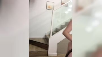 核弹！清纯G奶女神~20小时~扣穴自慰~爽。