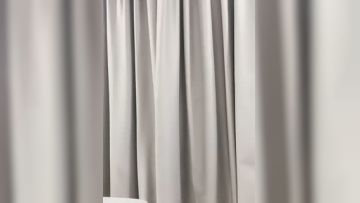 奶子够你玩一年的极品大波妹，全程露脸黑丝诱惑狼友 (1)。