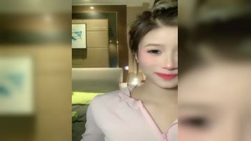 核弹！成都小嫩模！【你的KK】扭动极品小蛮腰！_1 (1)。