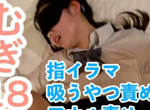 FC2PPV-4635962 可爱小胸