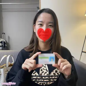 FC2PPV-4676142-フェラ好きな苍〇优似の小柄な19歳人妻さん♡セルフイラマで喉奥い