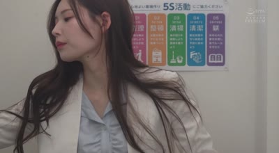 PREMIUM - PRED-785 常にマウント目线の女上司つむぎさんのノーパンパンスト足コキで、毎日ムレ足射精管理されているボク。 明里つむぎ